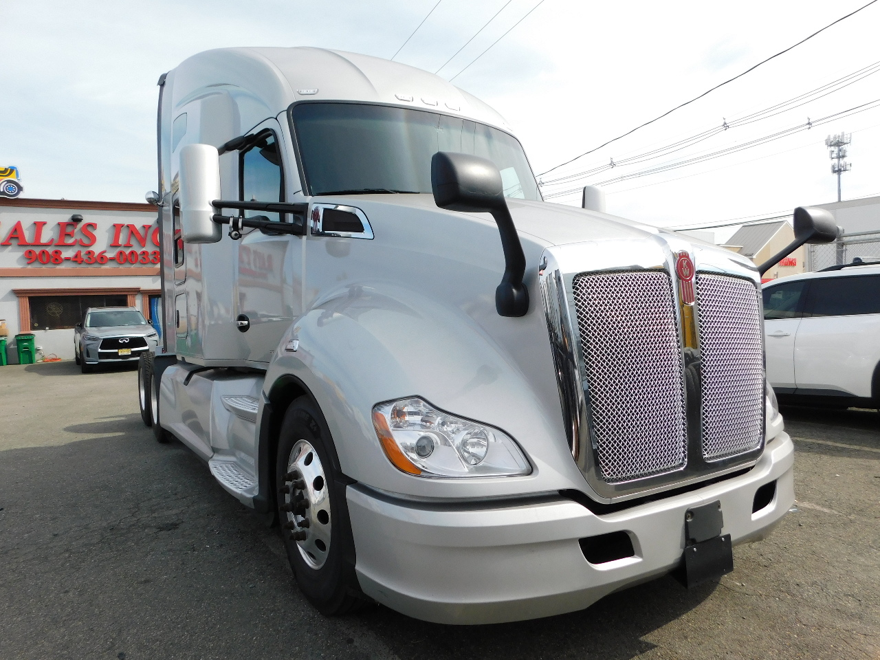 2022 KENWORTH t-680 Tandem Axle Sleeper #1 2022 KENWORTH t-680 Tandem Axle Sleeper #1